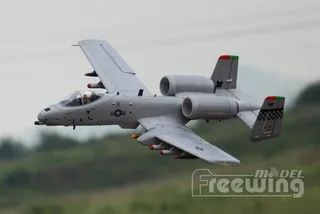 Самолет FreeWing A10 ARF
