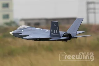 Модель самолета FreeWing F35 PNP — фото 2