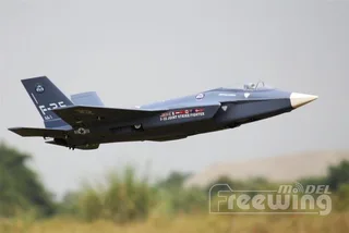 Модель самолета FreeWing F35 PNP — фото 7