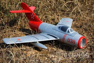 Модель самолета FreeWing MIG15 KIT — фото 2