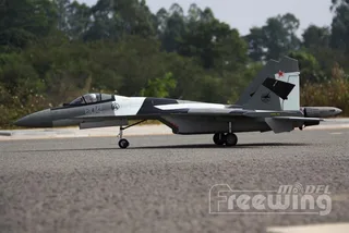 Модель самолета FreeWing Su-35 Flanker-E ARF (серый камуфляж) — фото 11