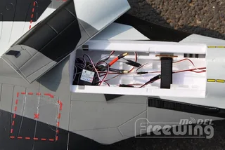 Модель самолета FreeWing Su-35 Flanker-E ARF (серый камуфляж) — фото 9