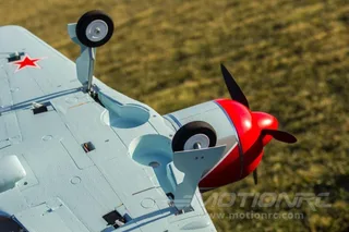Радиоуправляемый советский самолет Ла-7 Модель самолета FreeWing La-7 PNP — фото 14