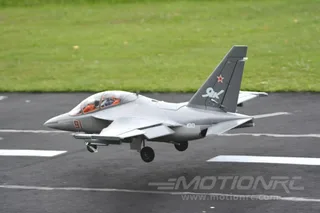 Радиоуправляемый самолет Freewing Yak-130 6S PNP (90мм) — фото 19