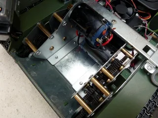 Набор для сборки ру танка Taigen 1/16 T34-85 (СССР) (для ИК танкового боя) KIT — фото 7