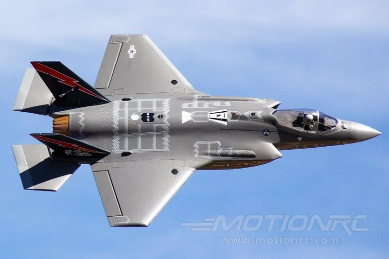 Модель радиоуправляемого самолета FreeWing F-35 Lightling II (NEW) KIT Plus FJ21611A+