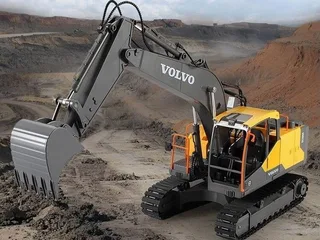 Радиоуправляемый экскаватор Double Eagle Volvo EC160E 1:16 2.4G, ковш E568-003S — фото 3