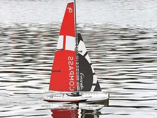Парусная лодка Volantex RC COMPASS 650 2.4G 2ch RTR