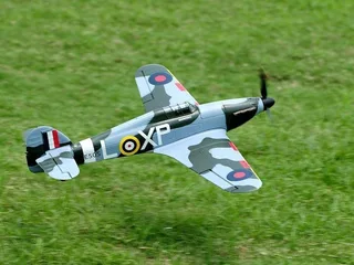 Радиоуправляемый самолет Top RC Hurricane зеленый 750мм 2.4G 4-ch LiPo RTF top013C — фото 4