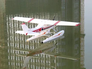 Радиоуправляемый самолет Top RC Cessna 1.5m C185 PRO на поплавках KIT top065A — фото 5