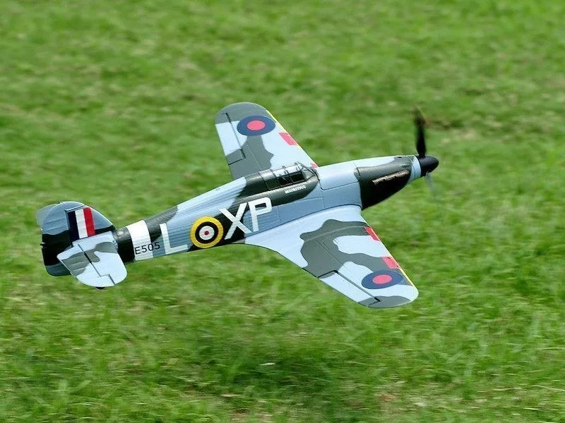 Радиоуправляемый самолет Top RC Hurricane Pro зеленый 750мм flight controller PNP top013D