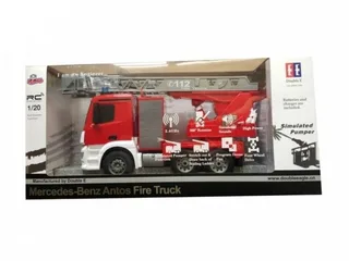 Р/У пожарная машина Double Eagle Mercedes-Benz Antos, брызгает водой 1:20 E527-003 — фото 7