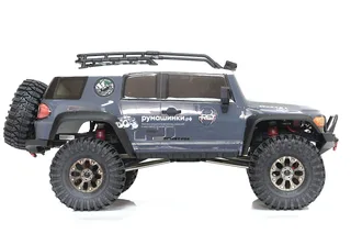 Модель трофи на радиоуправлении RGT Desert Fox 4WD RTR масштаб 1:10 2.4G EX86120 Toyota Fj Cruiser — фото 6
