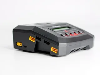 Универсальное зарядное устройство G.T.Power X4MINI 200 W Dual Power 19-26/220В, 10Aх4 GTP-X4MINI200 — фото 4