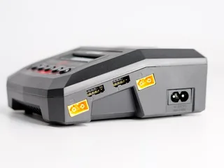 Универсальное зарядное устройство G.T.Power X4MINI 200 W Dual Power 19-26/220В, 10Aх4 GTP-X4MINI200 — фото 6
