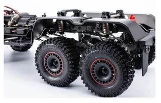 Трофи радиоуправляемый внедорожник Yikong 6101 1/10 crawler Defender 6X6 (Black) RTR YK6101 — фото 5
