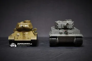 Радиоуправляемый танковый бой Torro Tiger I и Советский танк 1:30 — фото 4