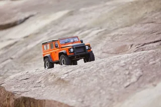 Радиоуправляемая трофи модель Yikong 4104 1/10 crawler Defender RTR YK-4104 — фото 13