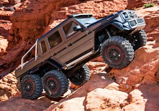 Радиоуправляемая модель трофи Traxxas 1/10 TRX-6 Mercedes-Benz G63 AMG 6x6 TRA88296-4-S — фото 28
