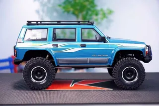 Yikong 4107 V2 crawler Patrol Y60 (Hydro blue) 1/10 RTR машина для трофи YK-4107PRO-V2-HB — фото 2