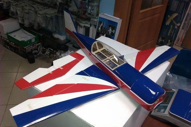 Радиоуправляемый самолет Goldwing RC ARF Yak54 EP