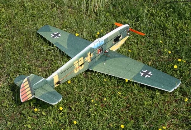 Радиоуправляемый самолет Techone BF-109 KIT