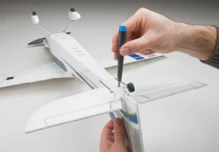 Радиоуправляемый самолет FlyZone Mini Switch 2 in 1 Sport Trainer 2.4G — фото 7